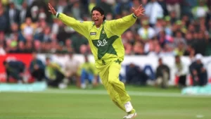 Famous Pakistan Bowlers with most wickets